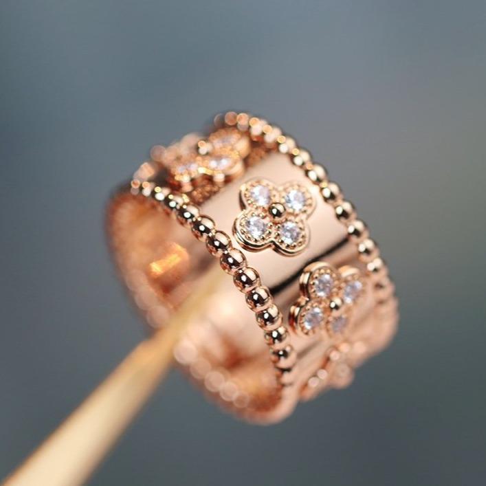 Van Cleef & Arpels CLOVERS RING 10MM