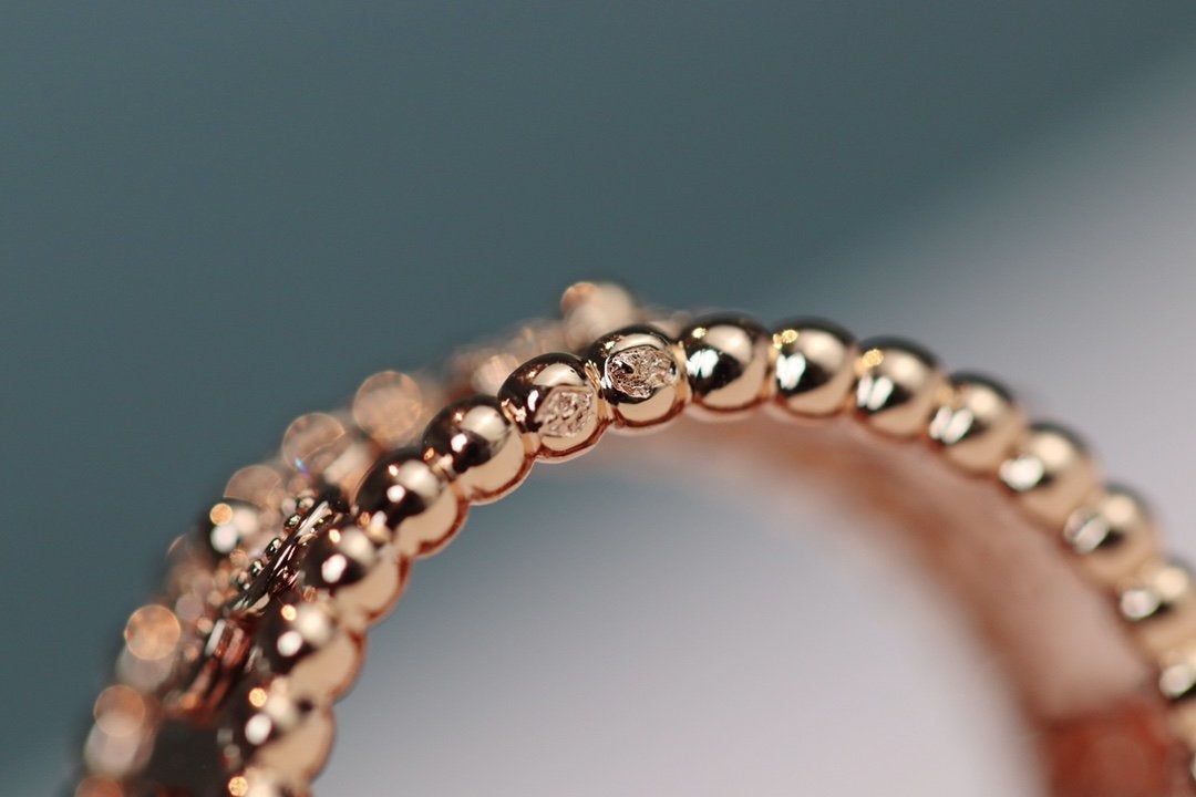Van Cleef & Arpels CLOVERS RING 10MM