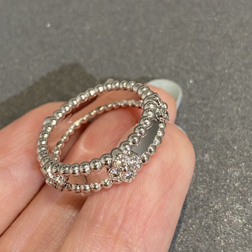 Van Cleef & Arpels SWEET CLOVERS RING 5.5MM