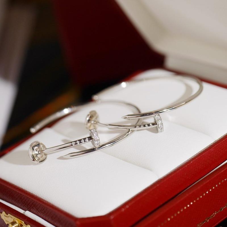 CARTIER JUSTE EARRINGS 1.8MM DIAMONDS