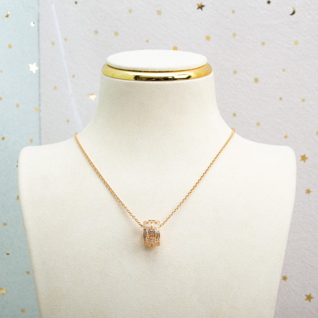 Bvlgari PARENTESI NECKLACE PINK GOLD DIAMOND