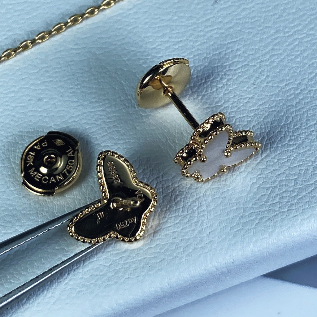 Van Cleef & Arpels SWEET BUTTERFLY EARSTUDS GOLD MOP
