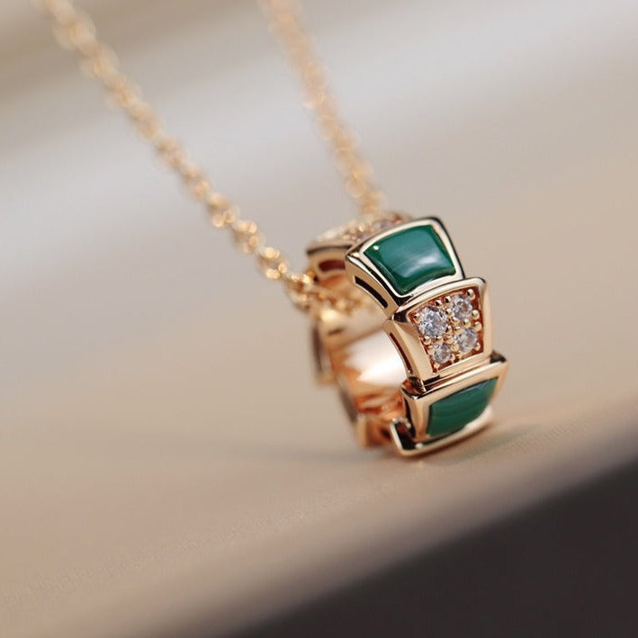Bvlgari SERPENTI PEDANT DIAMOND NECKLACE
