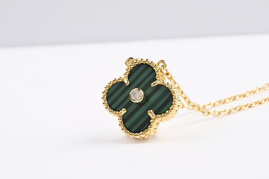 Van Cleef & Arpels CLOVER CLOVER PEDANT MALACHITE GOLD NECKLACE