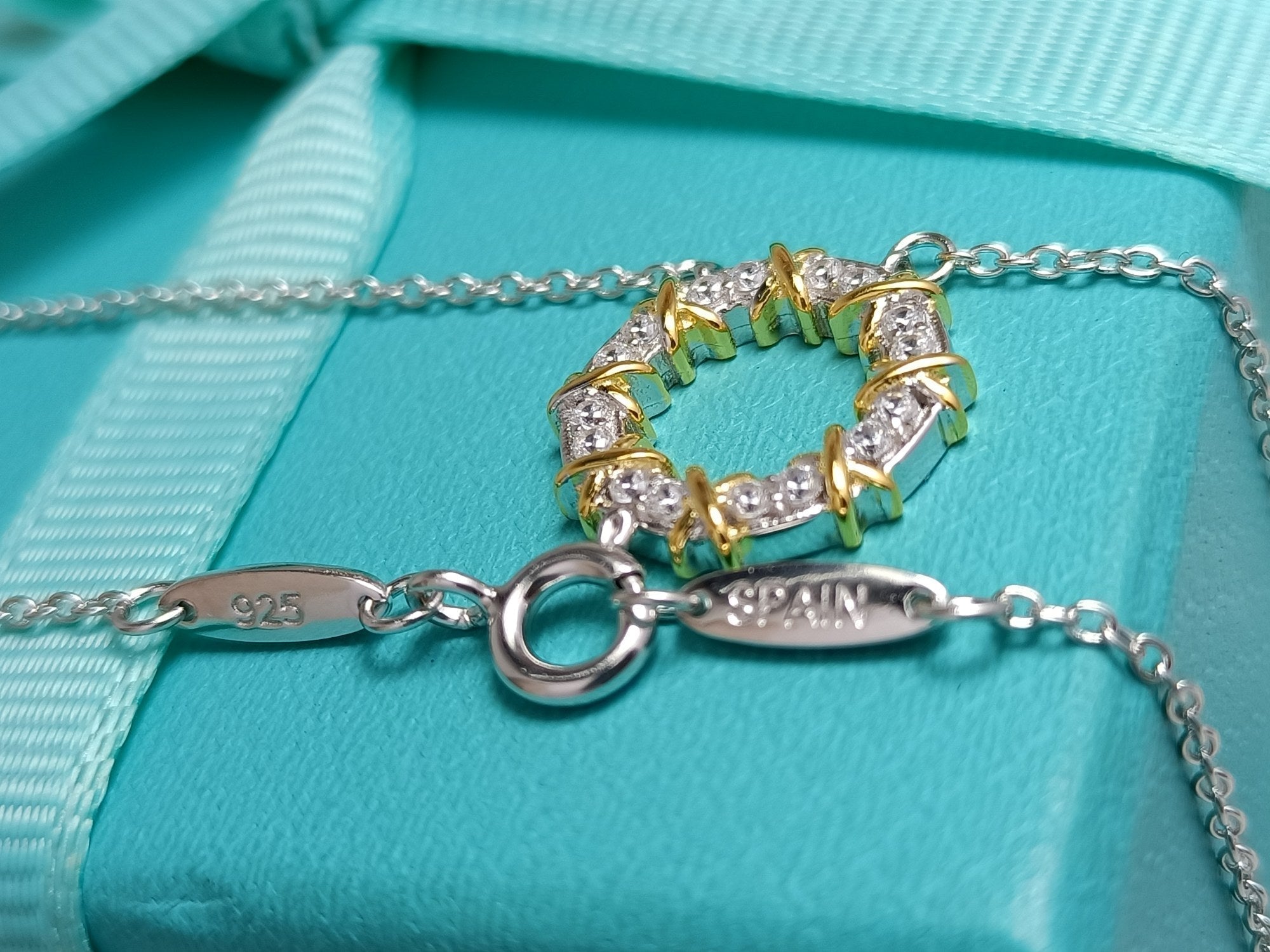 TIFFANY SIXTEEN STONE NECKLACE