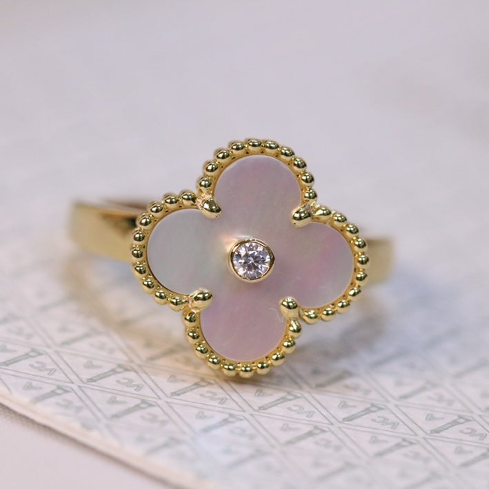 Van Cleef & Arpels CLOVER PINK MOP RING GOLD DIAMOND