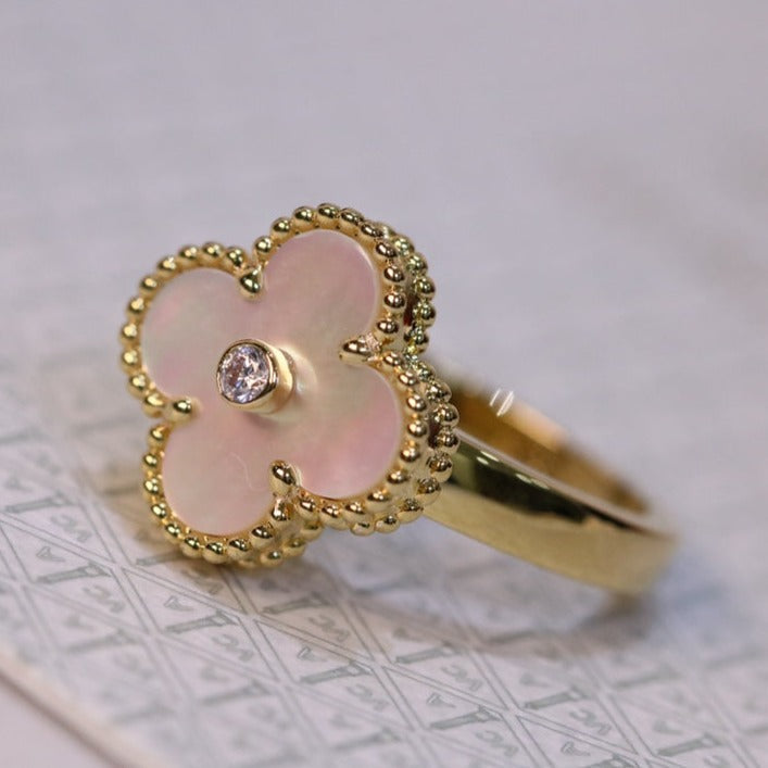 Van Cleef & Arpels CLOVER PINK MOP RING GOLD DIAMOND
