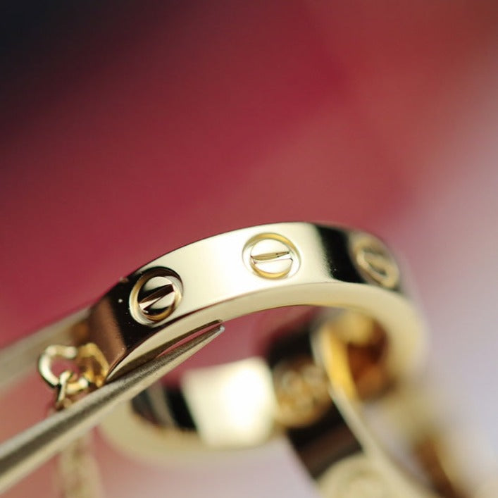 CARTIER LOVE NECKLACE DOUBLE RING GOLD