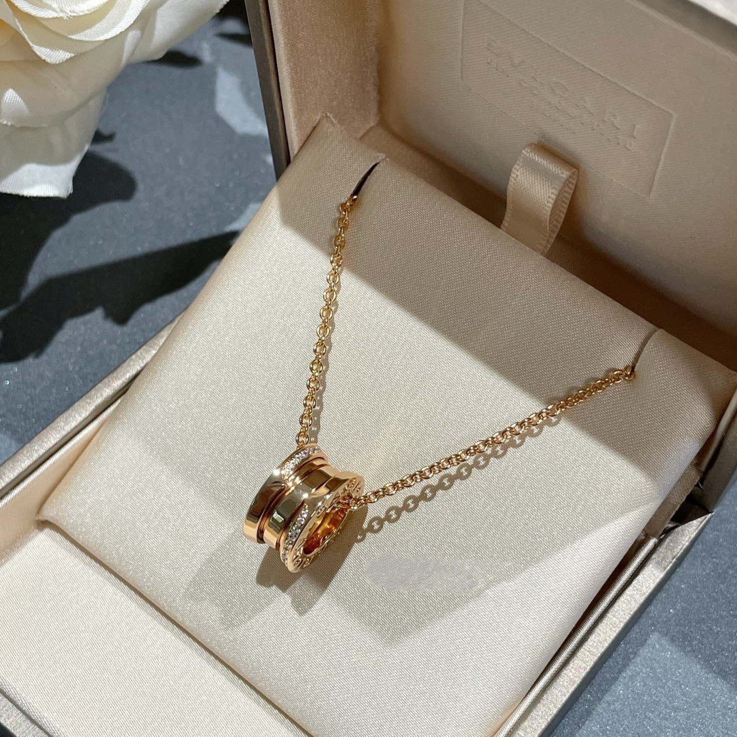 Bvlgari ZERO 1 NECKLACE DIAMOND