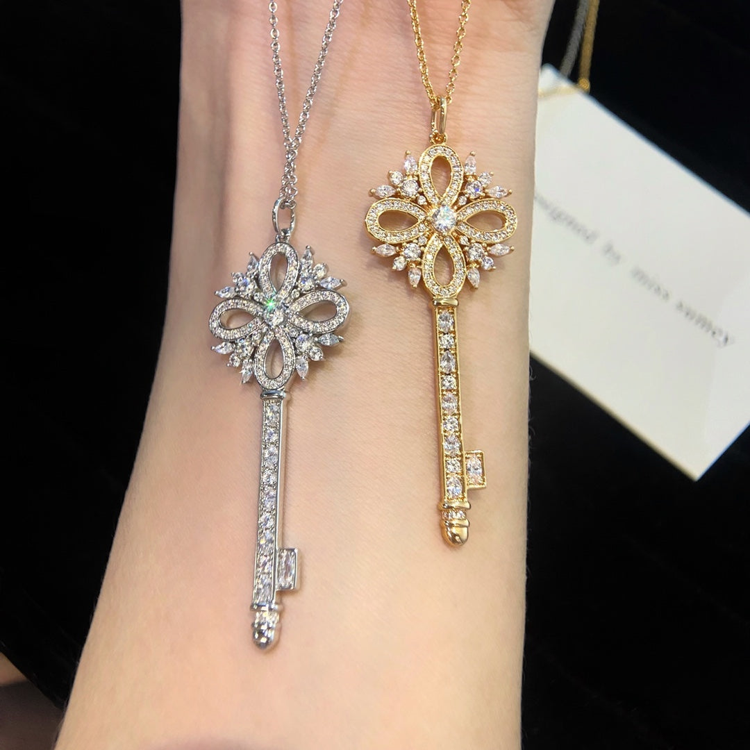 TIFFANY VICTORIA KEY PEDANT