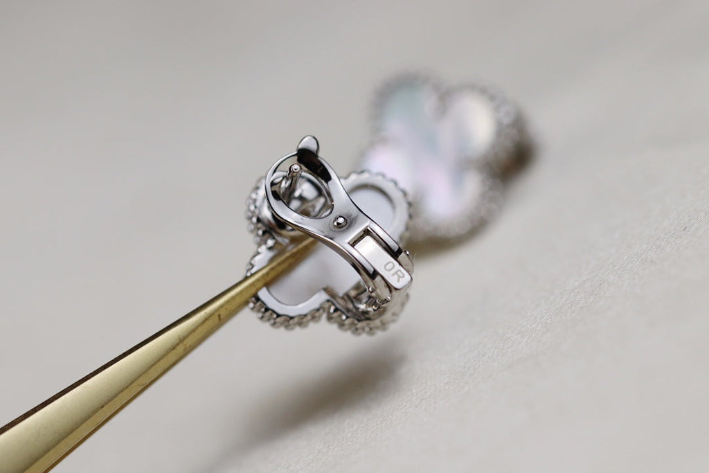 Van Cleef & Arpels VINTAGE CLOVER SILVER MOP EARRINGS