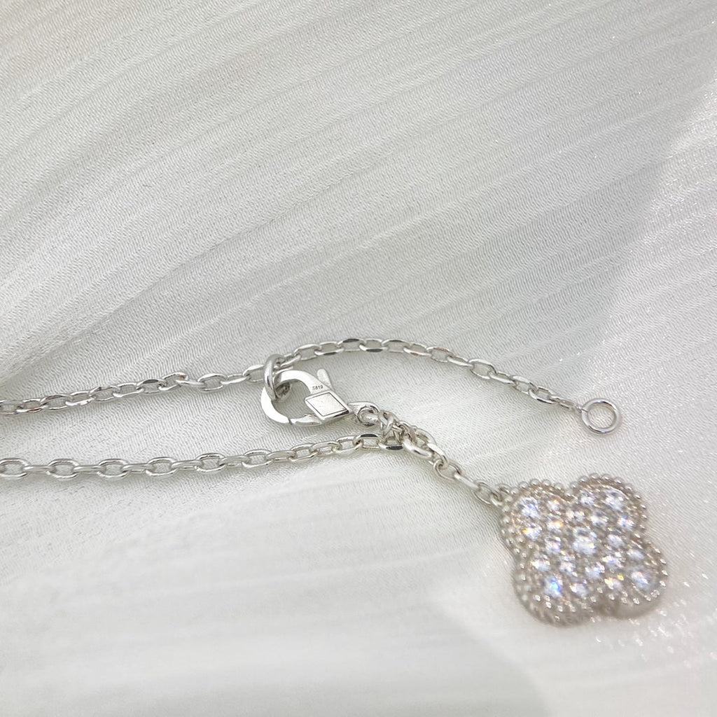 Van Cleef & Arpels CLOVER 5 MOTIFS SILVER DIAMONDS NECKLACE