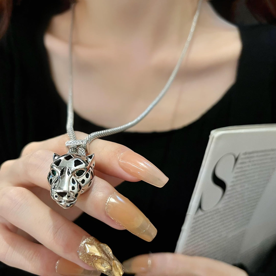 CARTIER PANTHERE SILVER ONYX NECKLACE