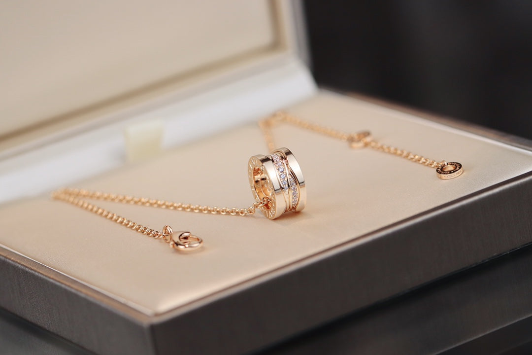 Bvlgari ZERO 1 PINK GOLD DIAMOND NECKLACE