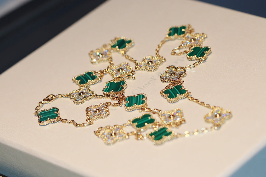 Van Cleef & Arpels CLOVER 20 MOTIFS MALACHITE DIAMOND GOLD
