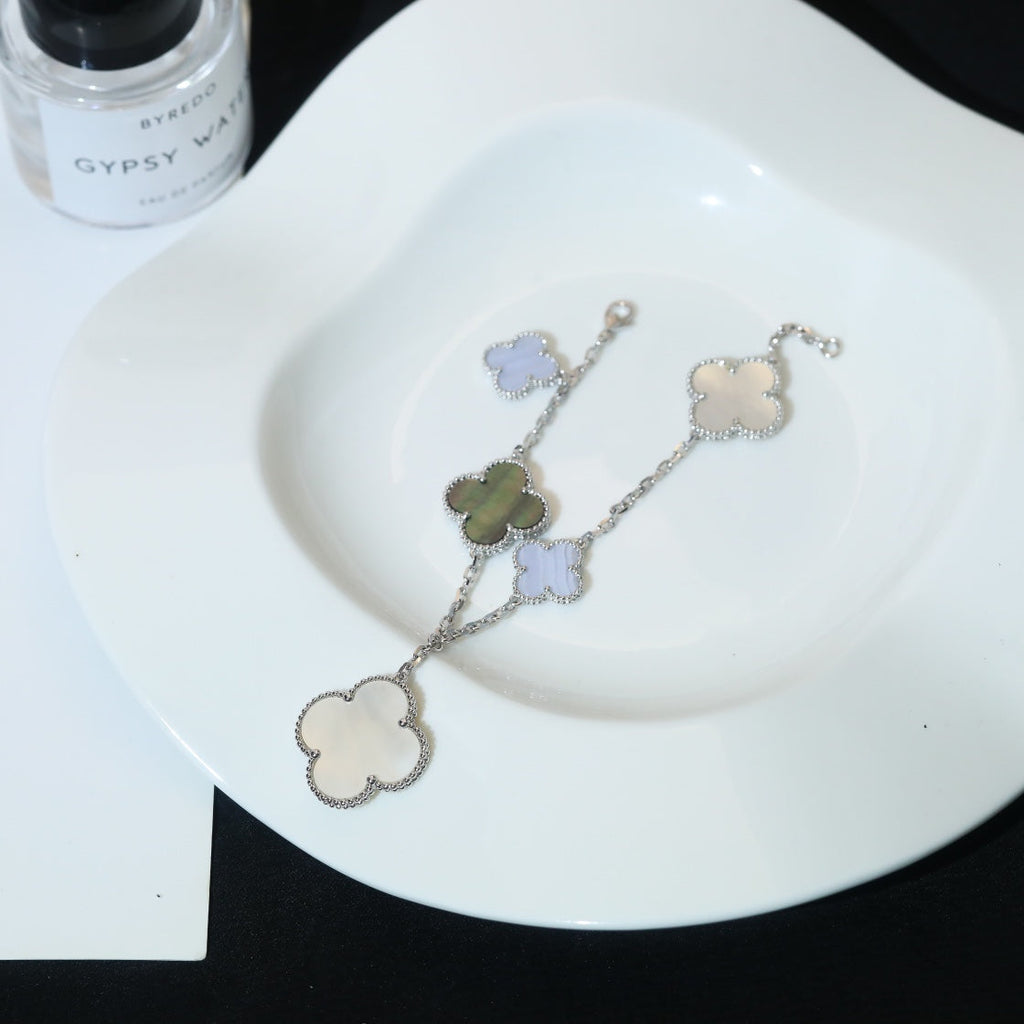 Van Cleef & Arpels CLOVER BRACELET 5 MOTIFS MOP CHALCEDONY SILVER