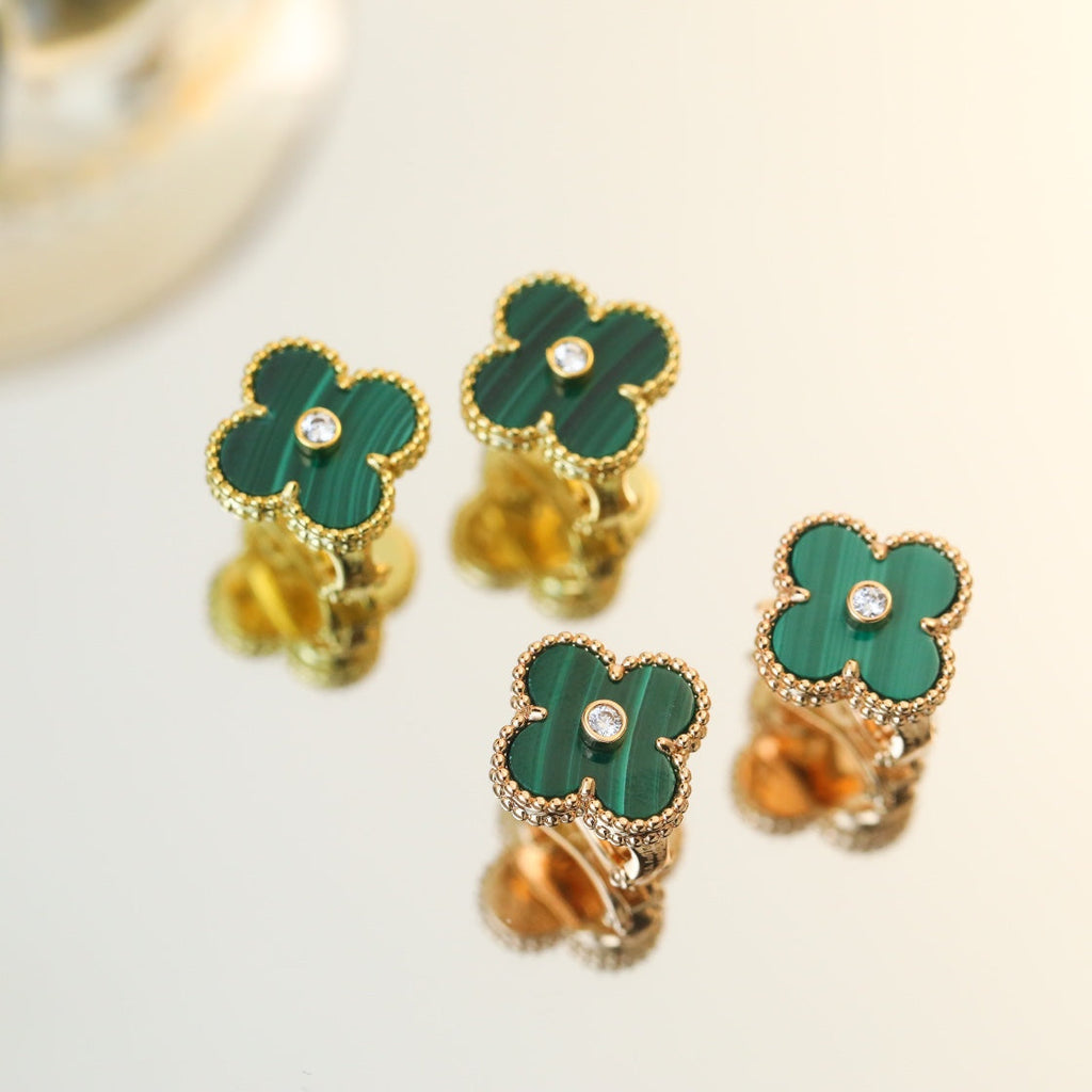 Van Cleef & Arpels CLOVER MALACHITE DIAMOND EARRINGS