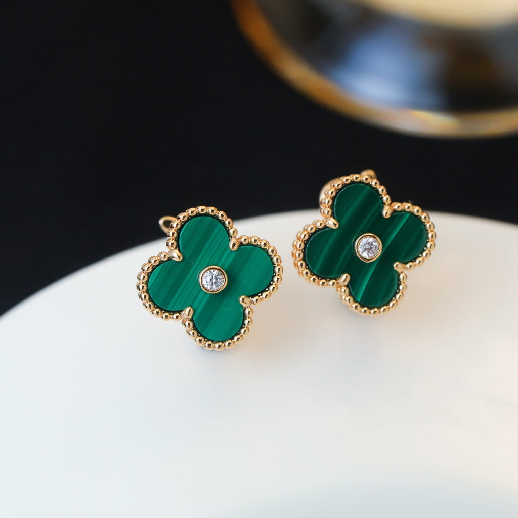 Van Cleef & Arpels CLOVER MALACHITE DIAMOND EARRINGS