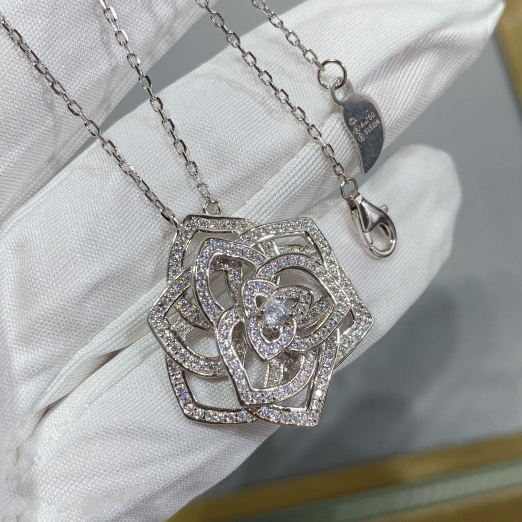 PIAGET ROSE PEDANT SILVER DIAMOND NECKALCE