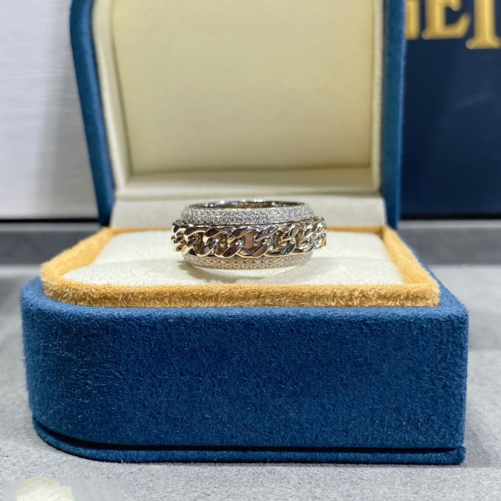 PIAGET SILVER CHAN POSSEISSION DIAMOND RING