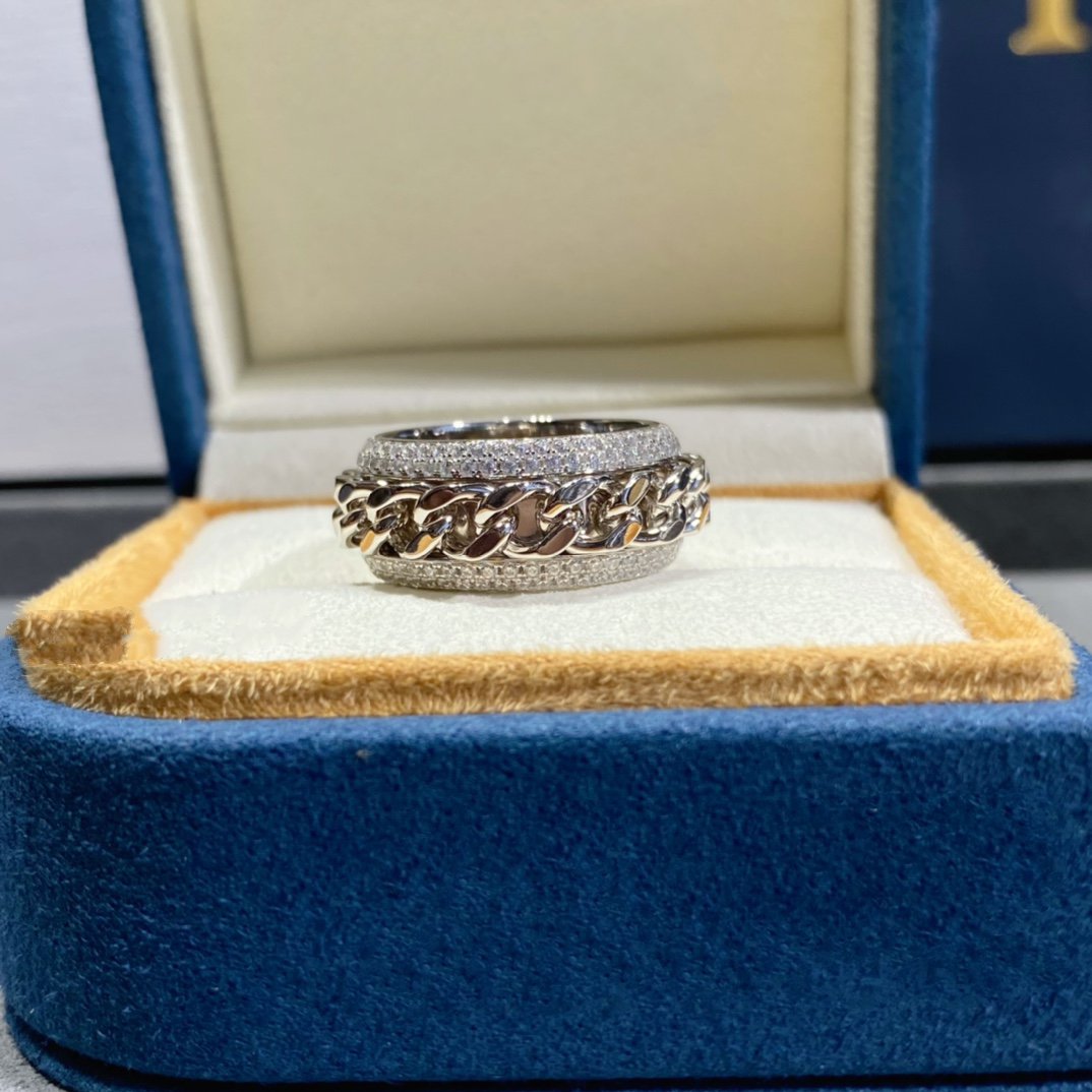 PIAGET SILVER CHAN POSSEISSION DIAMOND RING