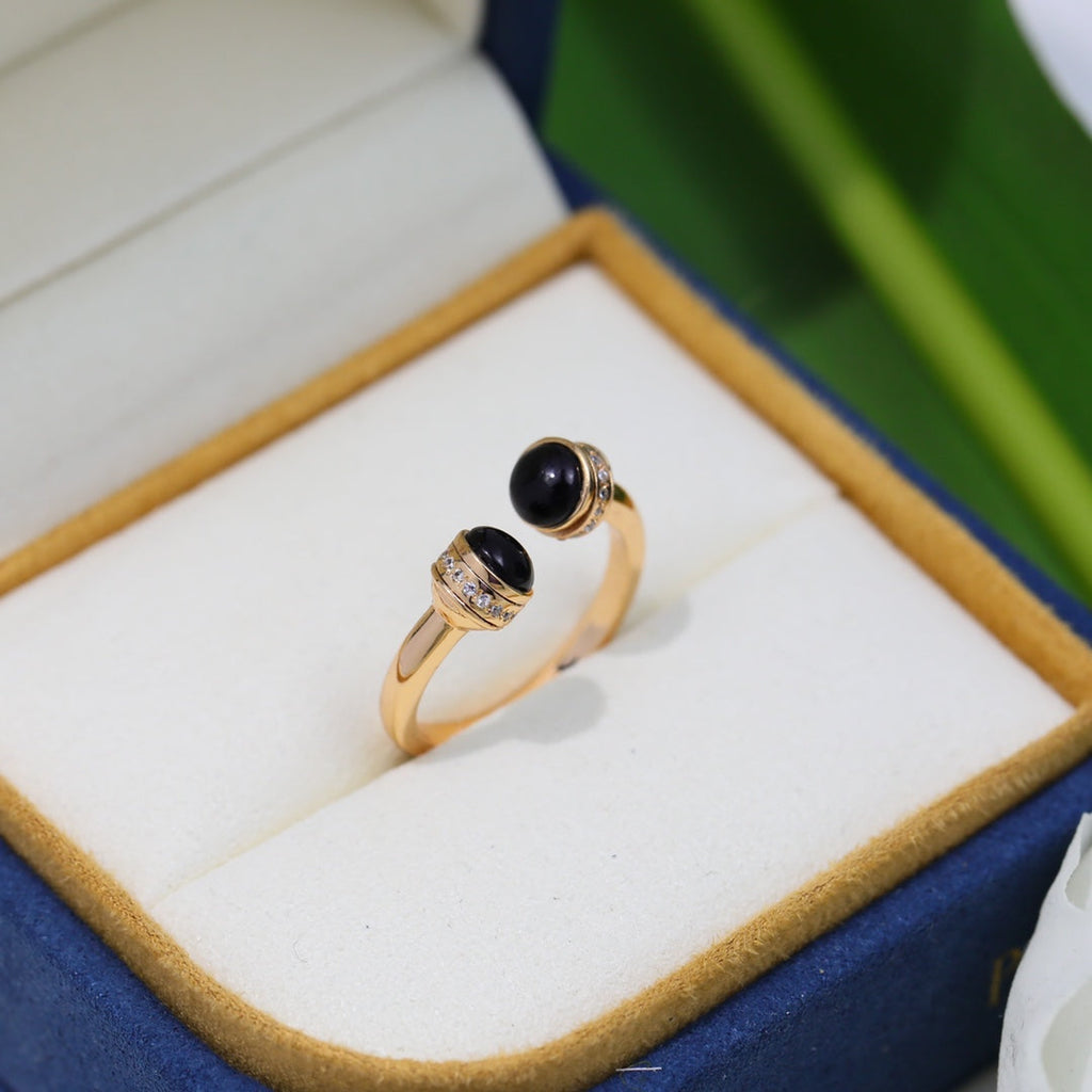 PIAGET POSSEISION ONYX DIAMOND PINK GOLD RING