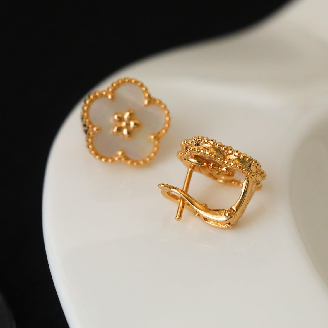 Van Cleef & Arpels LUCKY SPRING PINK GOLD MOP EARRINGS