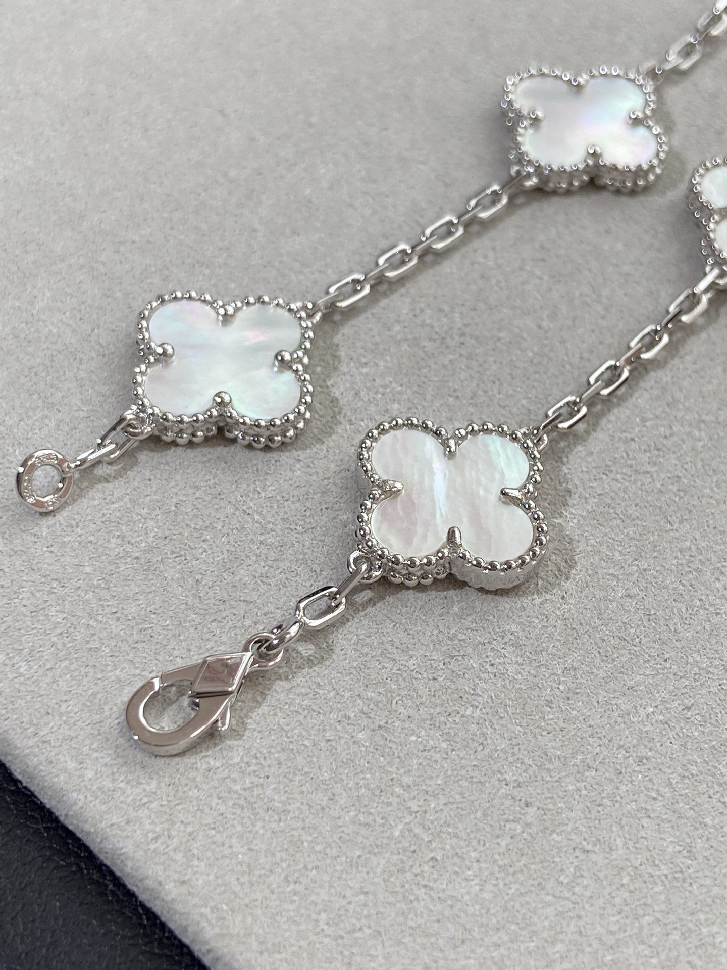 Van Cleef & Arpels CLOVER SILVER MOP 5 MOTIF BRACELET
