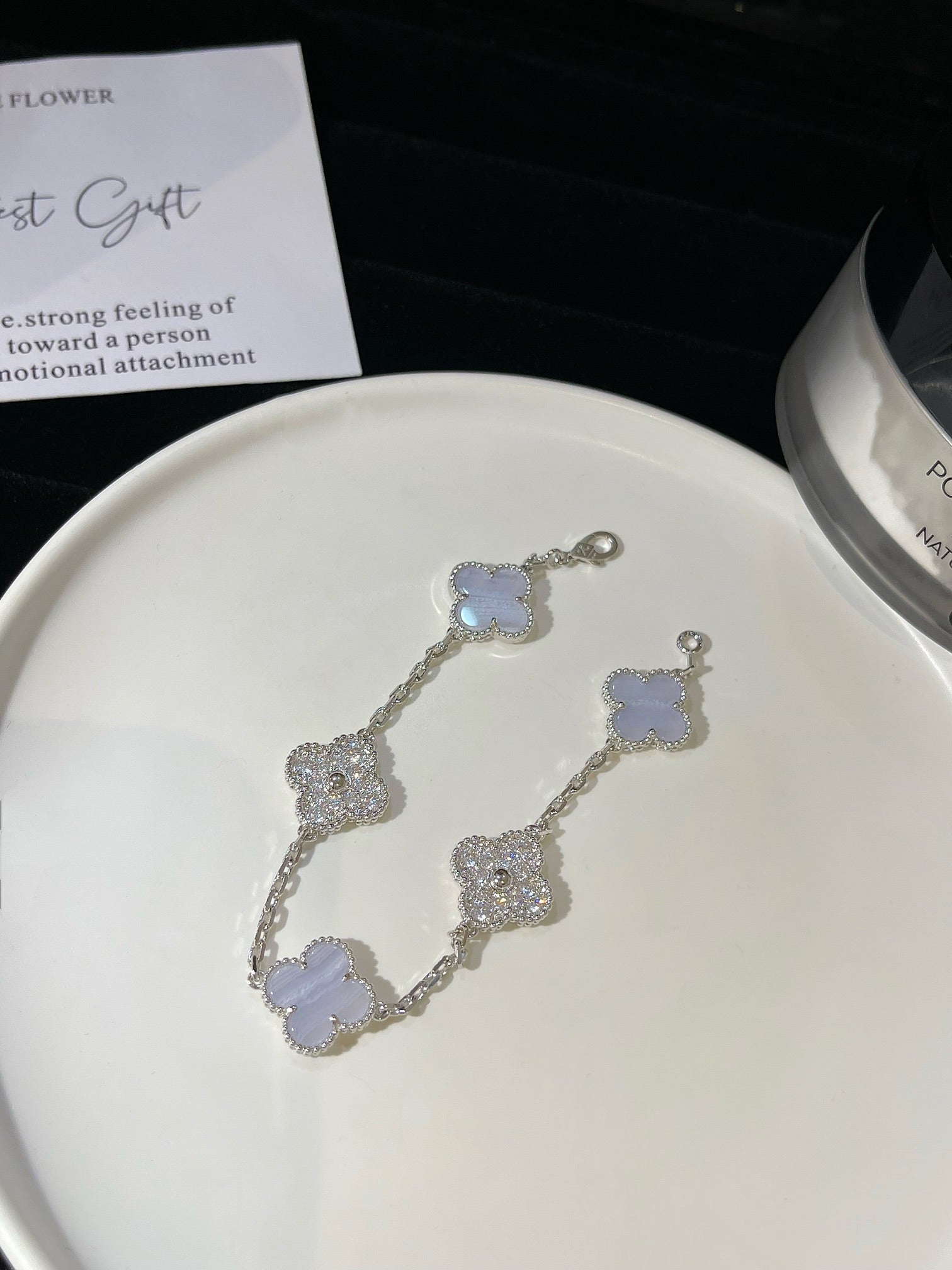 Van Cleef & Arpels CLOVER 5 MOTIFS SILVER CHALCEDONY DIAMOND BRACELET