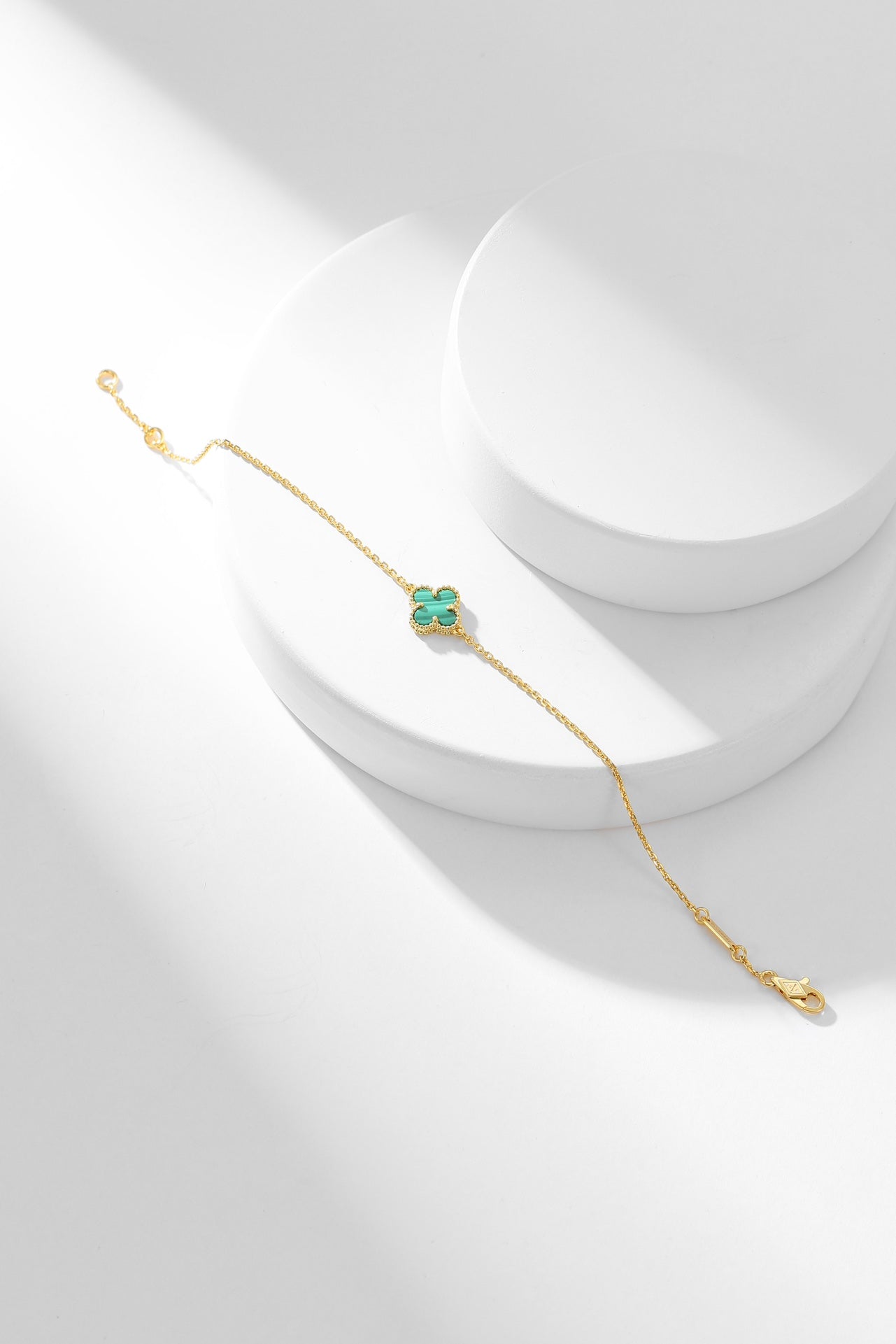 Van Cleef & Arpels CLOVER BRACELET MALACHITE 1 MOTIF