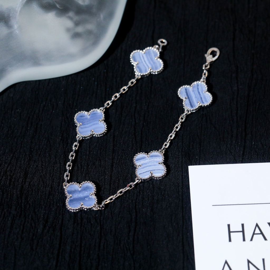 Van Cleef & Arpels CLOVER 5 MOTIF SILVER CHALCEDONY BRACELET