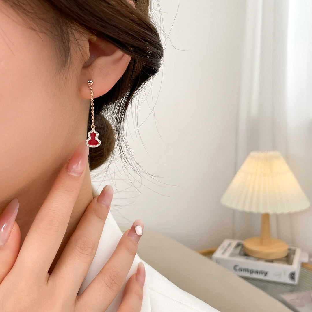 QEELIN WULU DIAMOND PINK GOLD DROP MINI EARRINGS