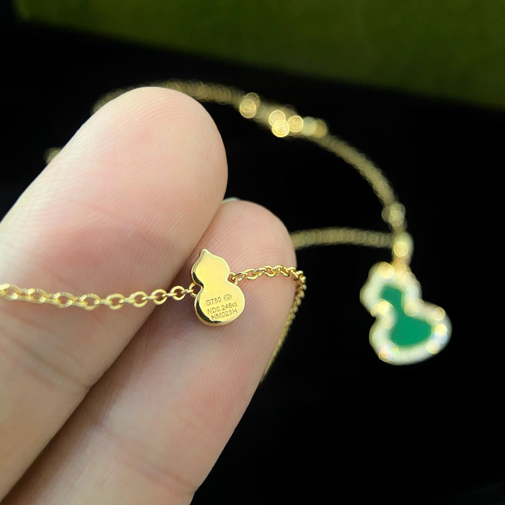 QEELIN WULU 2 MOTIF MALACHITE PINK GOLD NECKLACE