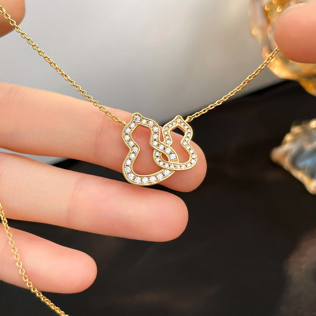 QEELIN WULU DOUBLE DIAMOND NECKLACE