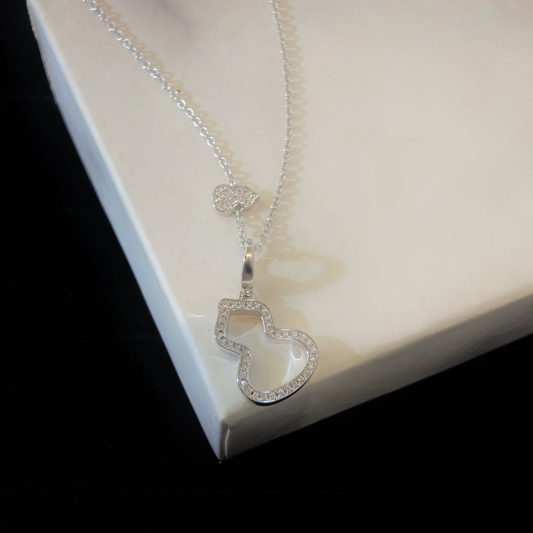 QEELIN WULU 2 MOTIF DIAMOND SILVER NECKLACE