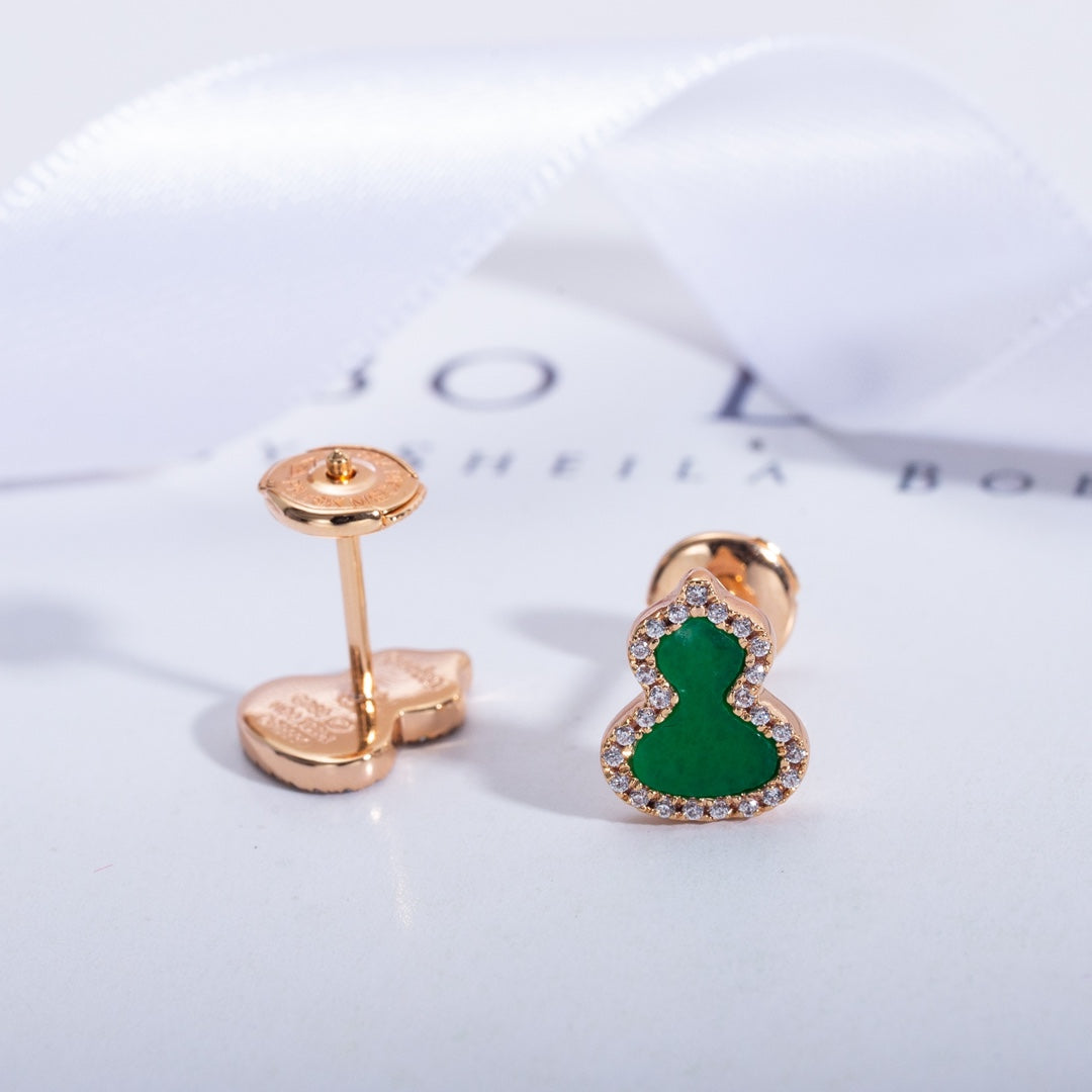 QEELIN WULU DIAMOND PINK GOLD STUD EARRINGS