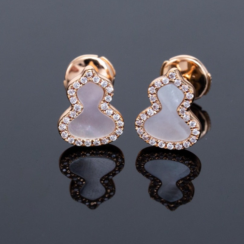 QEELIN WULU MOP DIAMOND PINK GOLD STUD EARRINGS