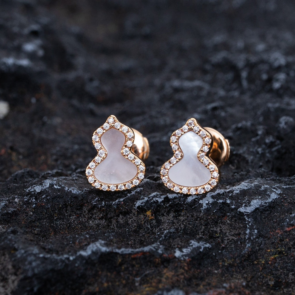 QEELIN WULU MOP DIAMOND PINK GOLD STUD EARRINGS