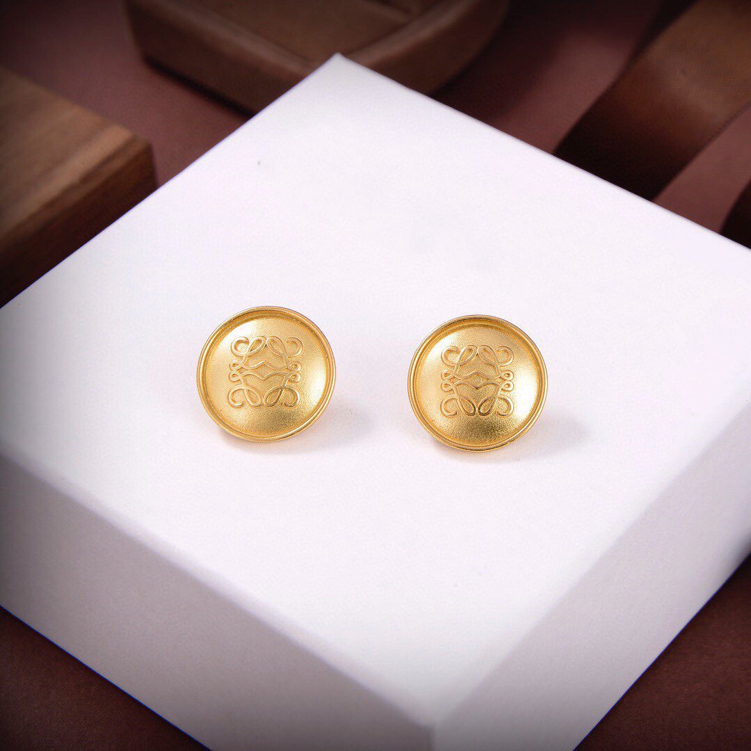 LOEWE CIRCLE ANAGRAM GOLD STUD EARRINGS