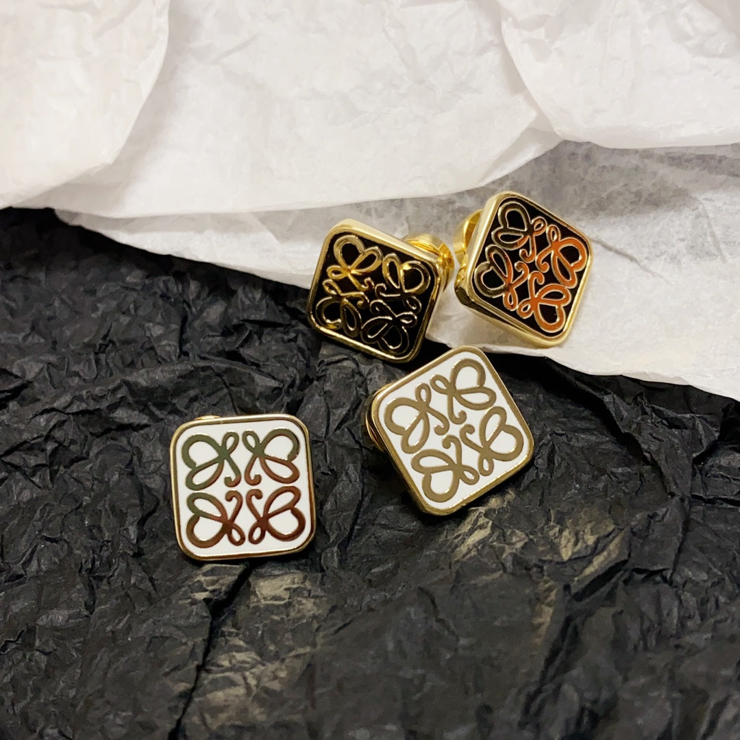 LOEWE ANAGRAM GOLD STUD SQUARE EARRINGS