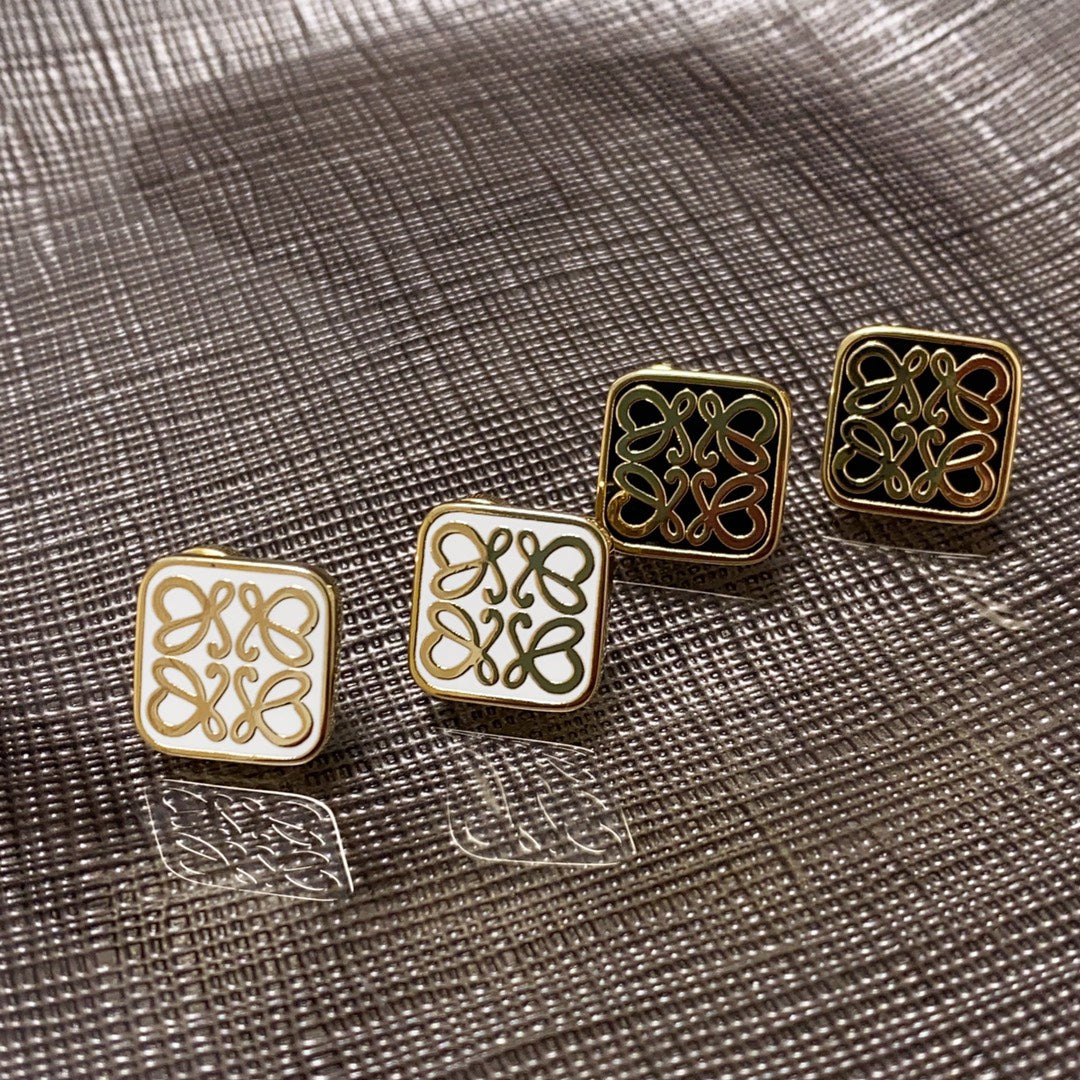 LOEWE ANAGRAM GOLD STUD SQUARE EARRINGS