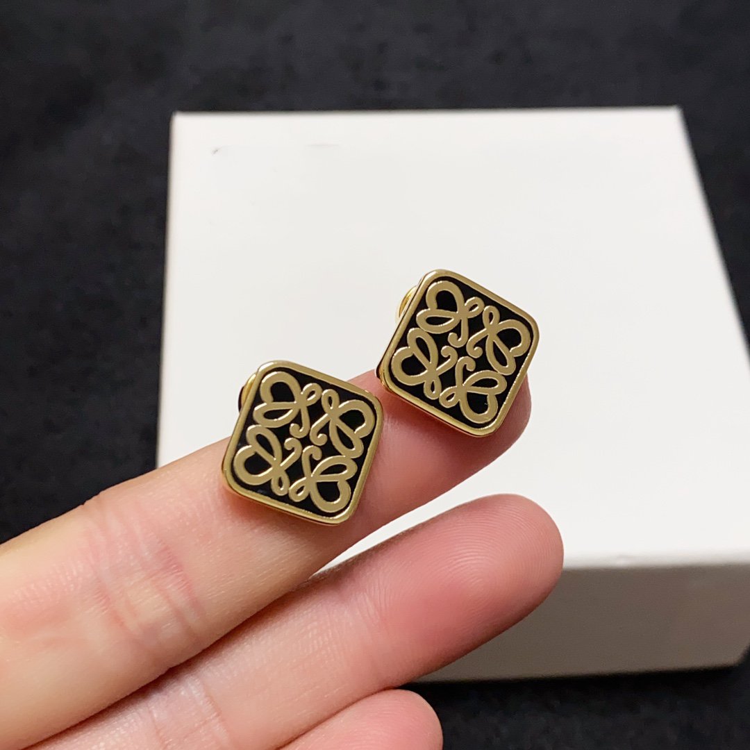 LOEWE ANAGRAM GOLD STUD SQUARE EARRINGS