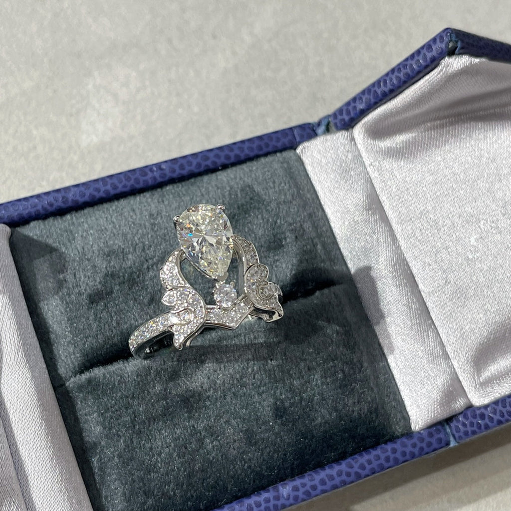 CHAUMET SOIR DE FETE SILVER DIAMOND RING