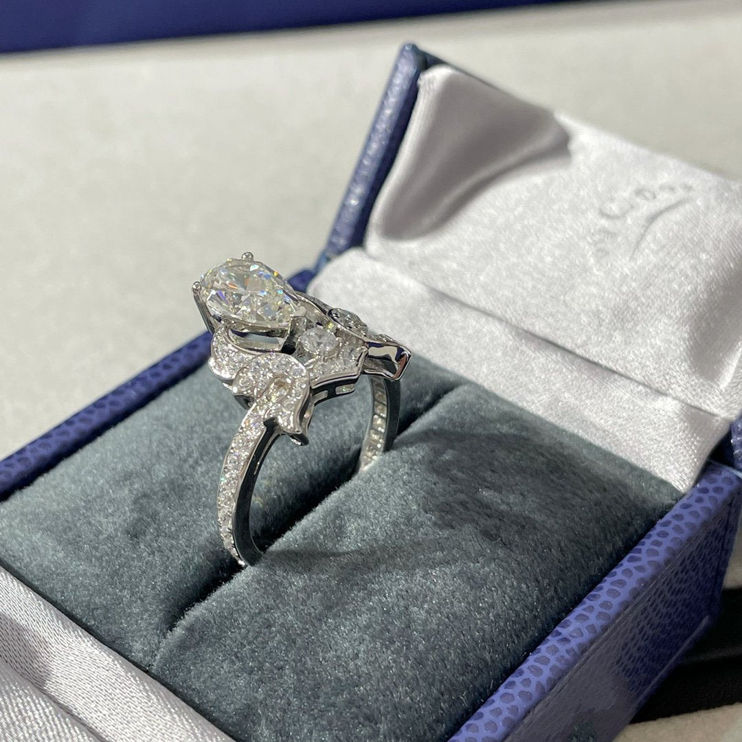 CHAUMET SOIR DE FETE SILVER DIAMOND RING