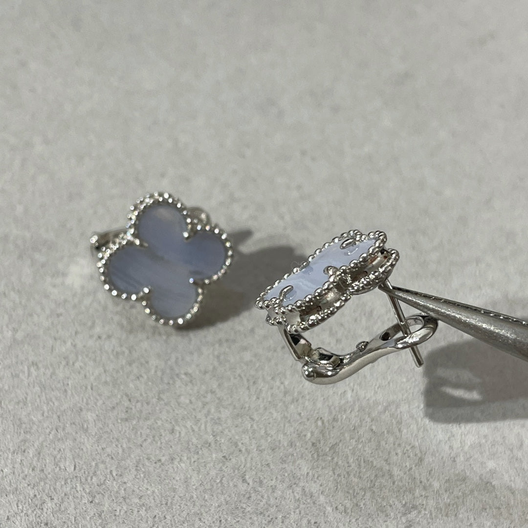 Van Cleef & Arpels CLOVER CHALCEDONY SILVER STUD EARRINGS