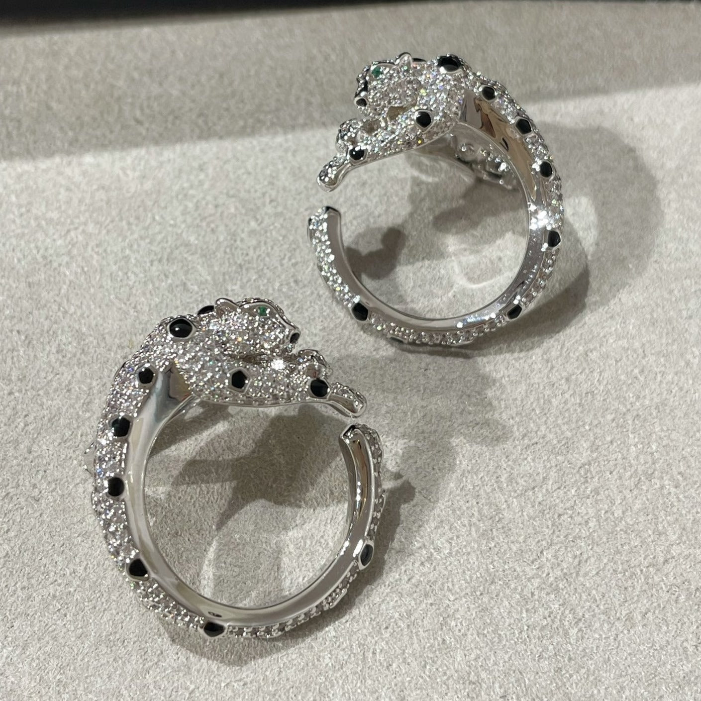 CARTIER PANTHERE DIAMOND ONYX GREEN EMERAL SILVER EARRINGS