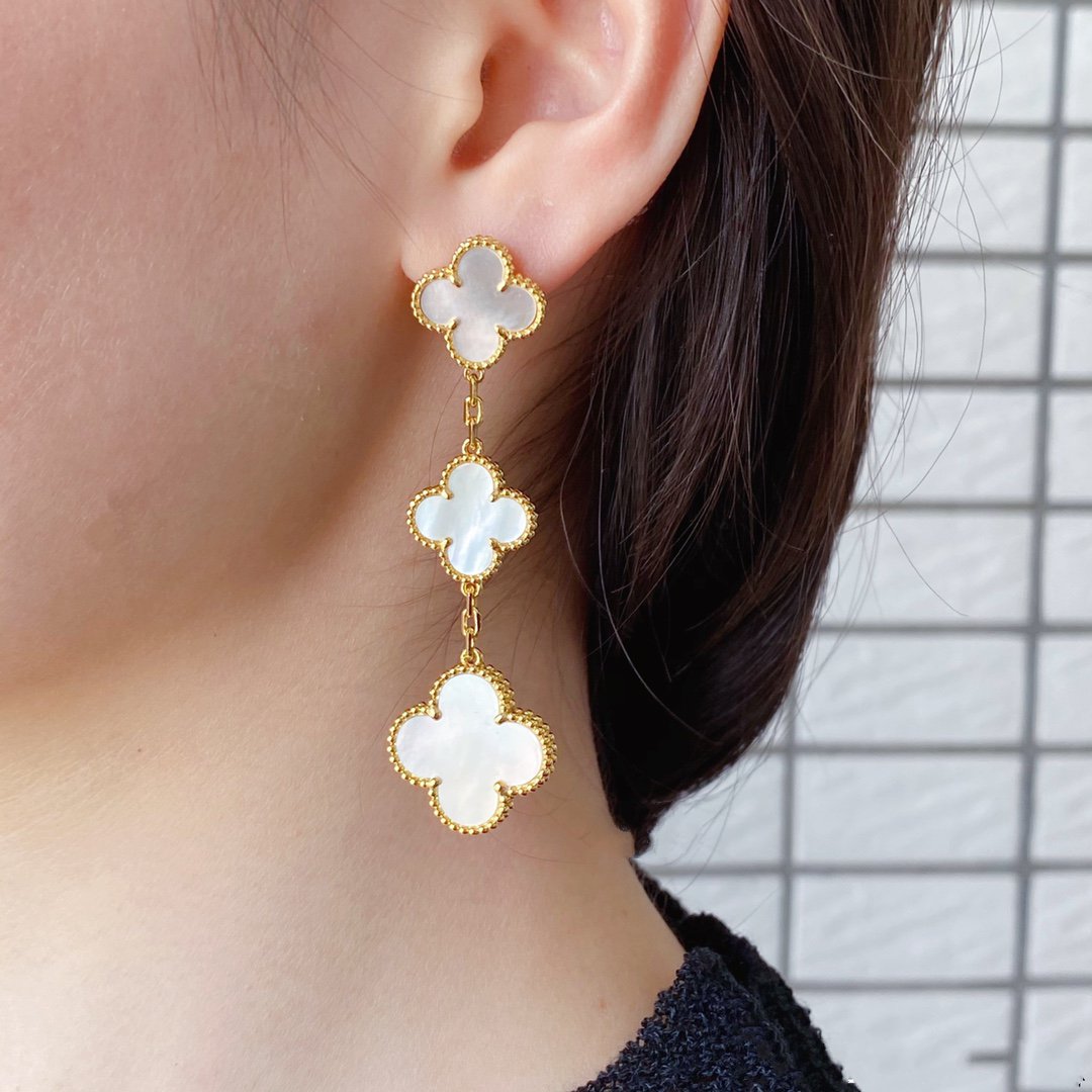 Van Cleef & Arpels CLOVER MOP 3 MOTIFS GOLD EARRINGS