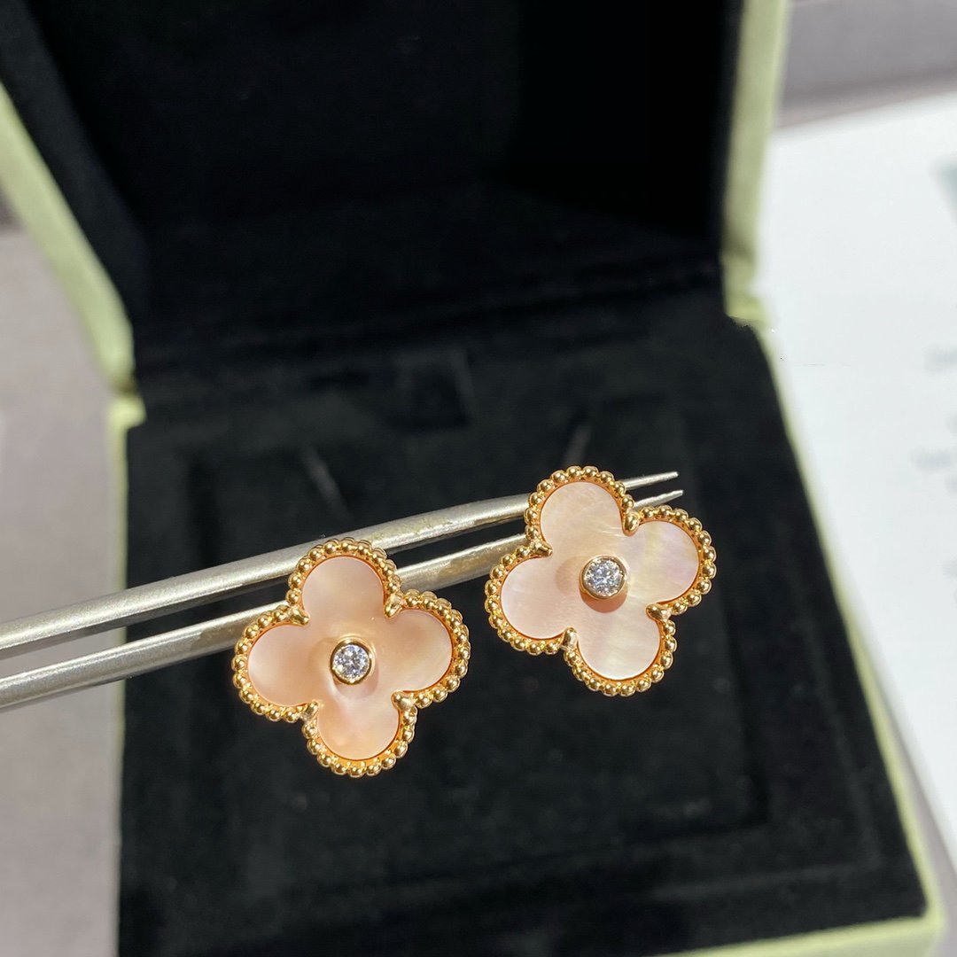 Van Cleef & Arpels CLOVER PINK MOP 1 DIAMOND STUD EARRINGS