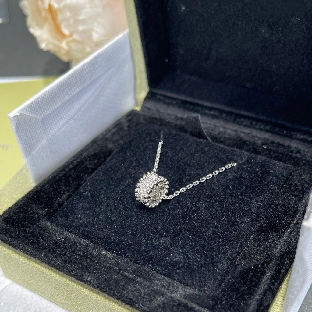 Van Cleef & Arpels PERLEE DIAMOND NECKLACE