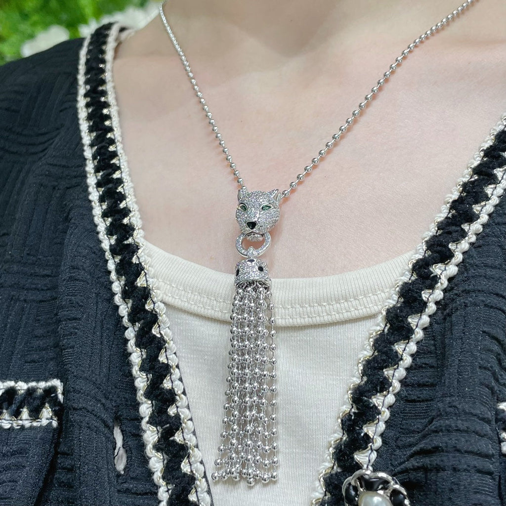 CARTIER PANTHERE PEDANT DIAMOND NECKLACE